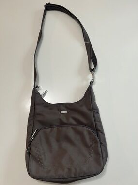 Travelon Anti-Theft Class Messenger Bag
